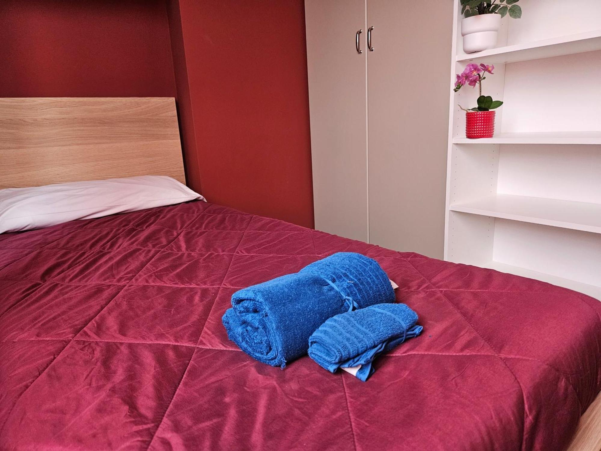 Guesthouse - Metro M1 Sesto Rondo Sesto San Giovanni Bagian luar foto