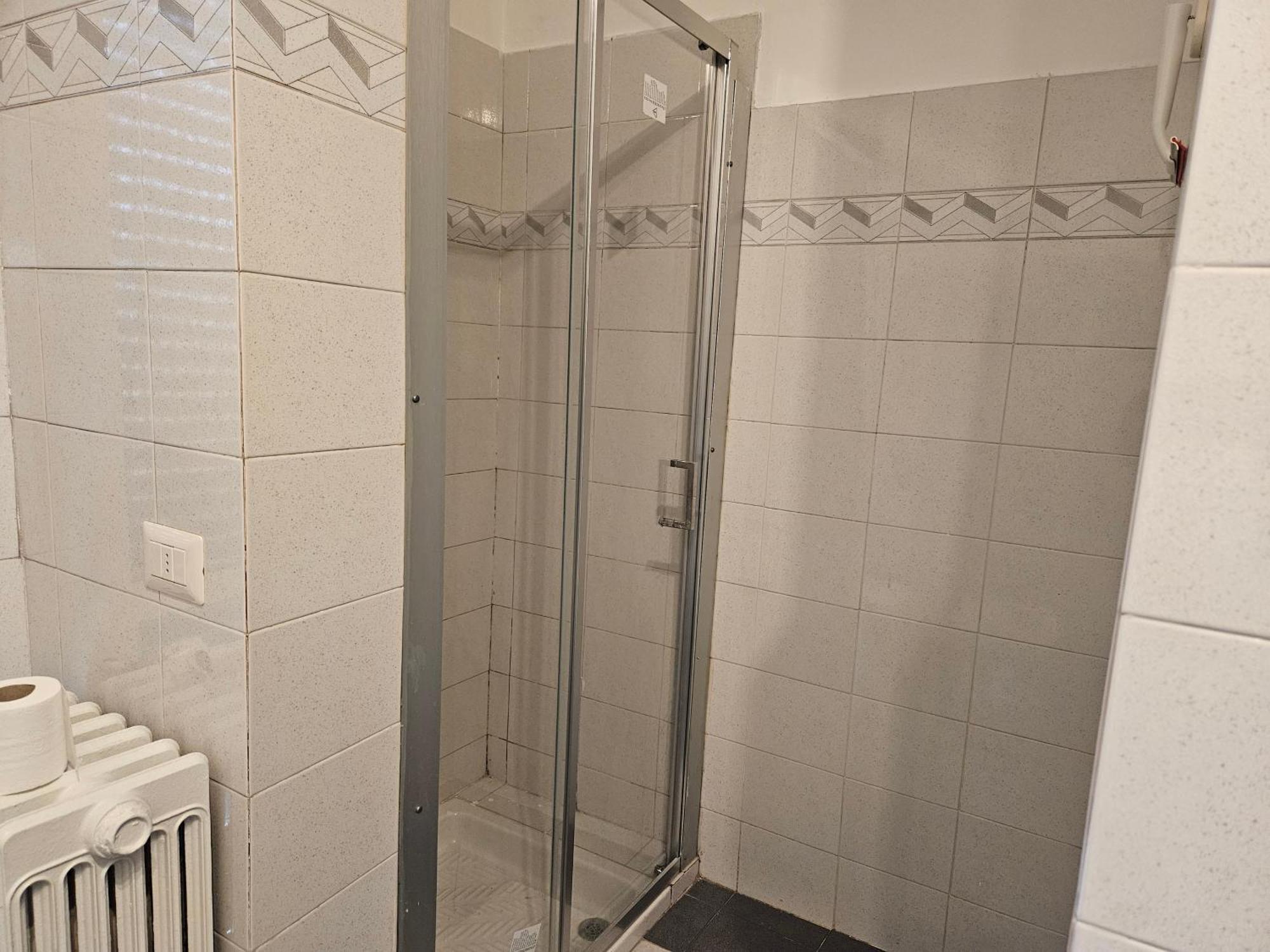 Guesthouse - Metro M1 Sesto Rondo Sesto San Giovanni Bagian luar foto